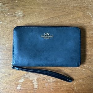 Coach full zip wallet - black and gold leather wristlet